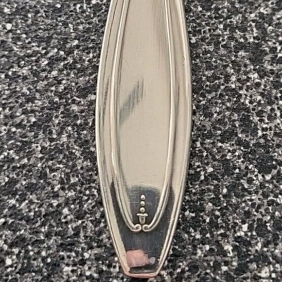 Wm.A. Rogers Heirloom Silver Plate Cold Meat Fork In Webster Pattern - Picture 5 of 6